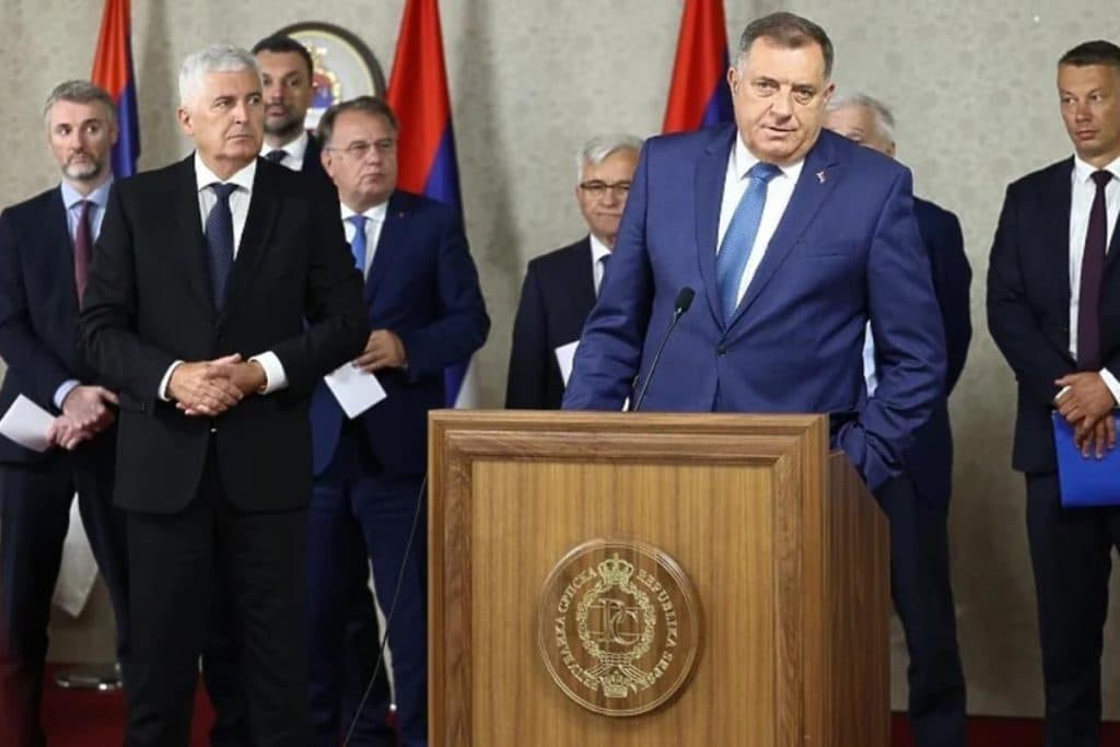 Ilustracija članka: Evo što su se SNSD, HDZ i Trojka danas načelno dogovorili