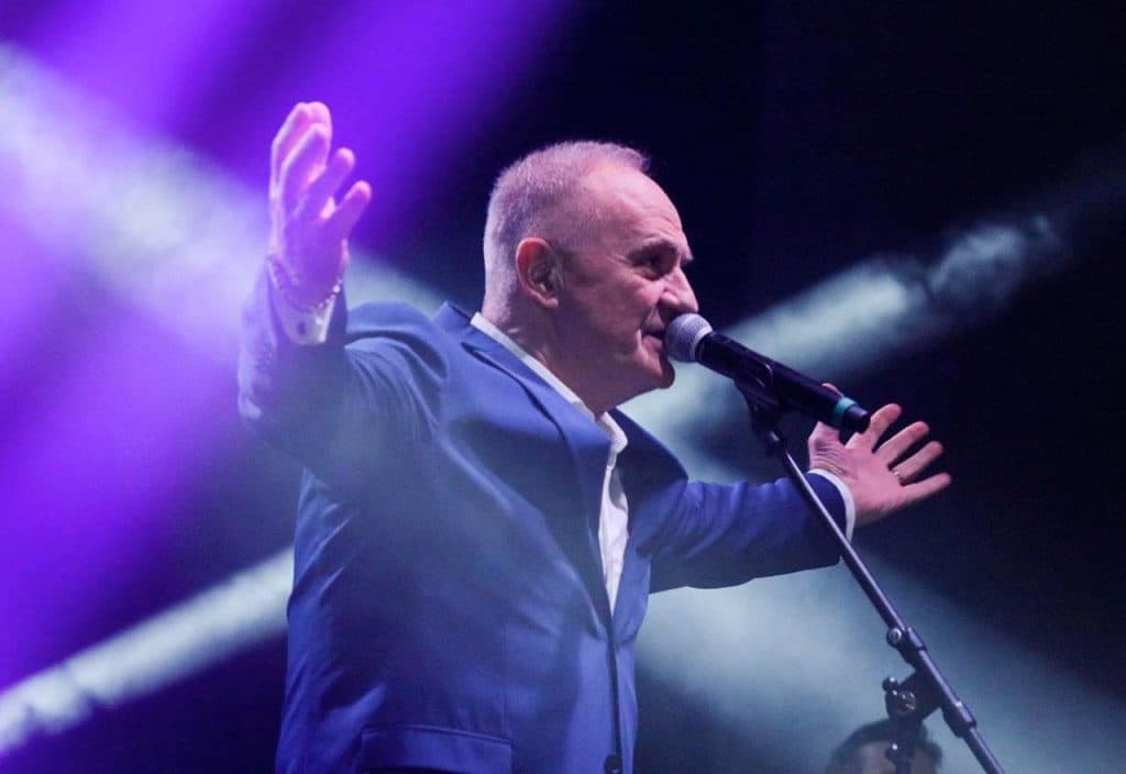 Ilustracija članka: Mate Bulić poziva na humanitarno-glazbeni spektakl ”Blatničke note dobrote“