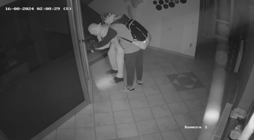 Ilustracija članka: Na blagdan Velike Gospe u Posušju opljačkana tvrtka Pikić staklo (VIDEO)