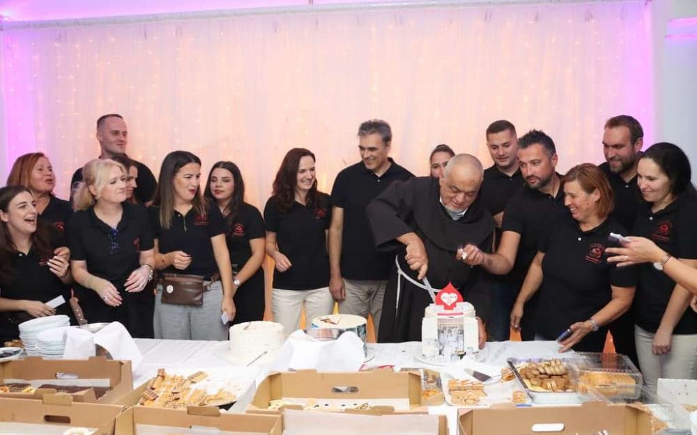 Ilustracija članka: Humanitarna udruga “Kap ljubavi” obilježila 25 godina djelovanja