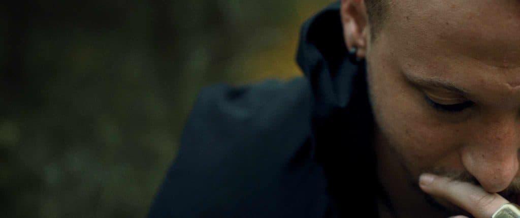 Ilustracija članka: “Skrivene Priče” – David Glibo donosi moćan rock singl s emotivnim nabojem