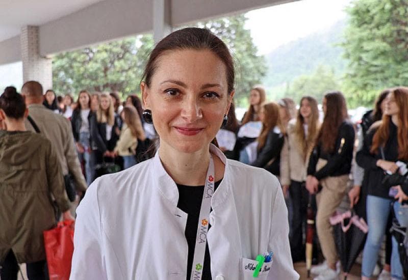Ilustracija članka: Glasajte za dr. Nikolinu Penavu, jedinu nominiranu ginekologinju iz Hercegovine!