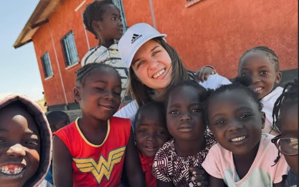 Ilustracija članka: Hercegovina za Afriku: Četiri humanitarna koncerta za izgradnju škole u misiji koju vodi fra Ivica Perić