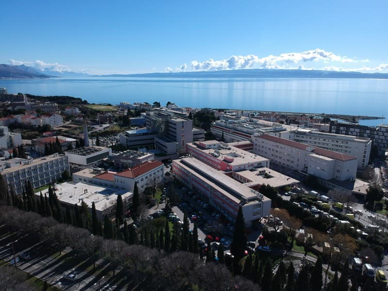 Ilustracija članka: Od proljeća naplata parkinga u KBC-u Split