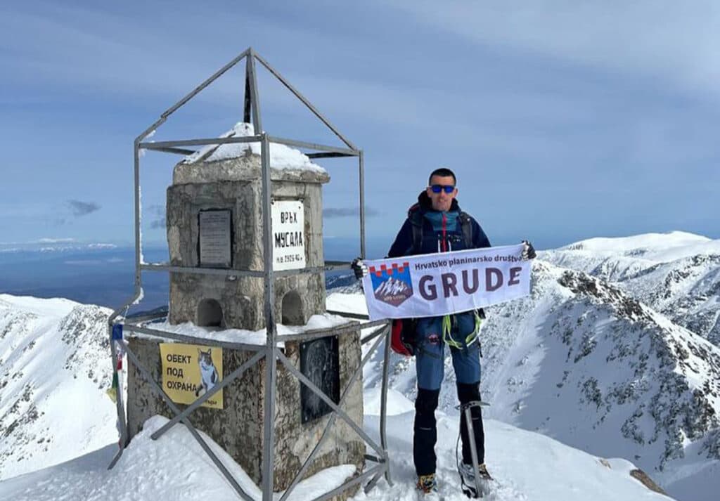 Ilustracija članka: Gruđanin i trojica Ljubušaka osvojili najviši vrh Balkana