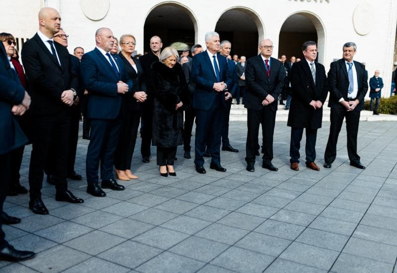 Ilustracija članka: Detalji Deklaracije HNS-a BiH: Južna interkonekcija ostaje strateški interes, nužne su izmjene Izbornog zakona