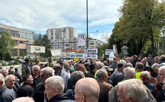 Ilustracija članka: Nema ništa od izmjena Zakona, umirovljenici najavljuju masovni prosvjed