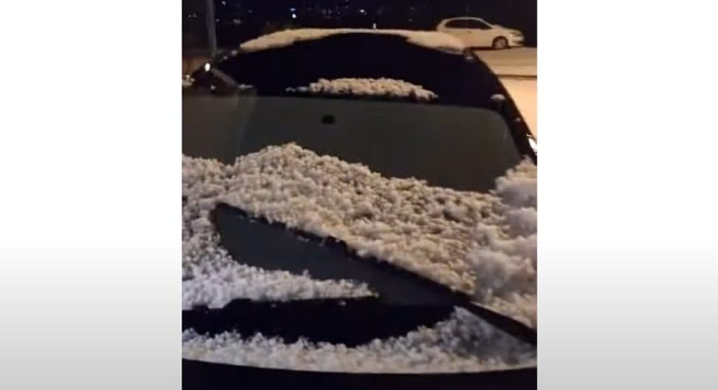 Ilustracija članka: Nevrijeme u Imotskoj krajini: “Pogledajte ovo, pet centimetara krupe na asfaltu”