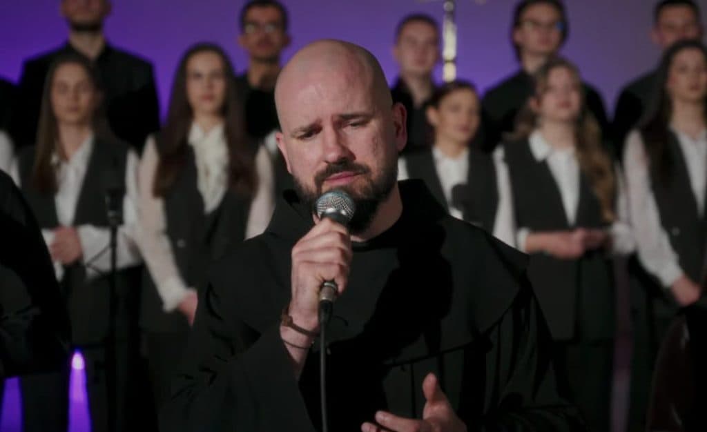 Ilustracija članka: Poslušajte novu pjesmu „Oprosti mi“ u izvedbi fra Marina Karačića i Vis Veritas Aeterna