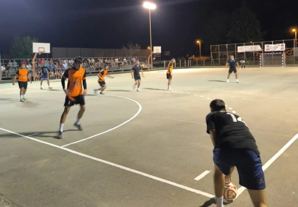 Ilustracija članka: Večeras u Sovićima četvrtfinalni susreti Malonogometnog turnira