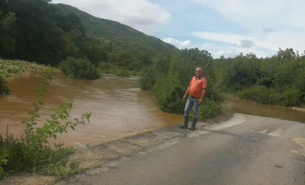 Ilustracija članka: Izlila se rijeka u Tihaljini – poplava uništila usjeve duhana