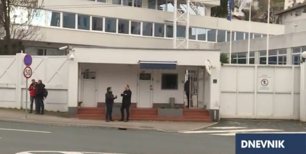 Ilustracija članka: Zašto se pitanjem “državne imovine” koči lokalni razvoj?