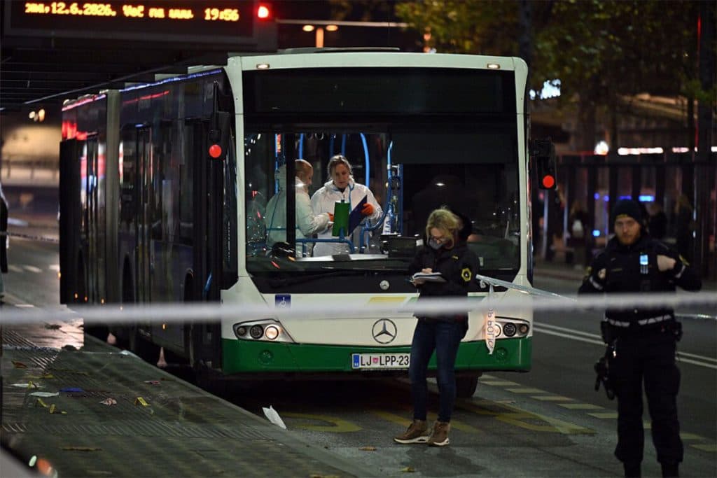 Ilustracija članka: Vozač autobusa iz BiH izboden u Ljubljani, uhićen 37-godišnjak