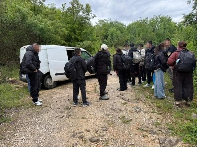 Ilustracija članka: Kod Gruda spriječeno krijumčarenje 14 migranata