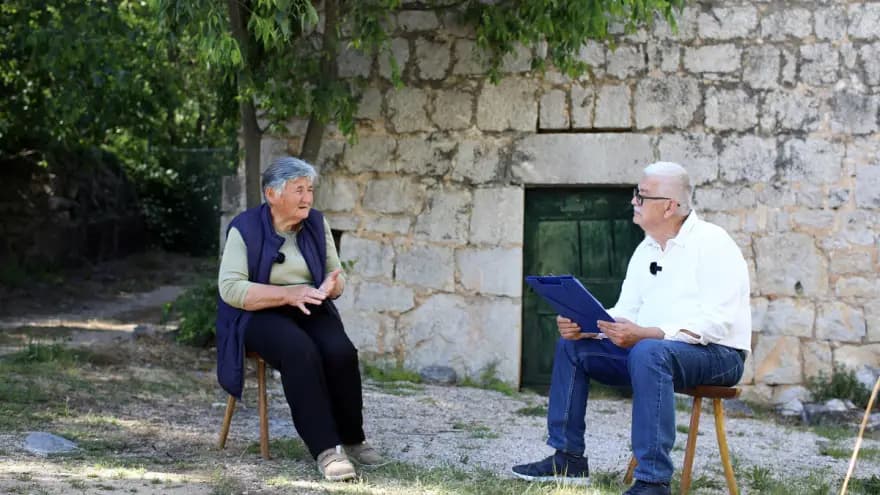 Ilustracija članka: Iva iz Gorice sasula u brk: “Kad dođu ovi naši iz svita, sritni su ako ima divljega zelja”