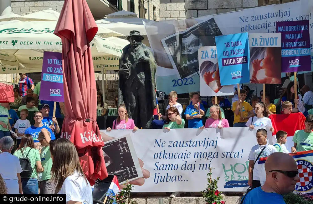 Ilustracija članka: Imotski ponovno hoda za život: Okupljanje u nedjelju kod Modrog jezera