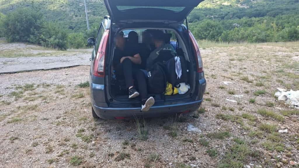 Ilustracija članka: Na području Gruda spriječeno krijumčarenje migranata