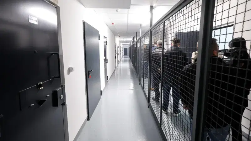 Ilustracija članka: Koga je Bradara odbila pomilovati? Odbijenicu dobili Cviki zbog ubojstva u Mostaru i Gruđanka zbog ubojstva djeteta