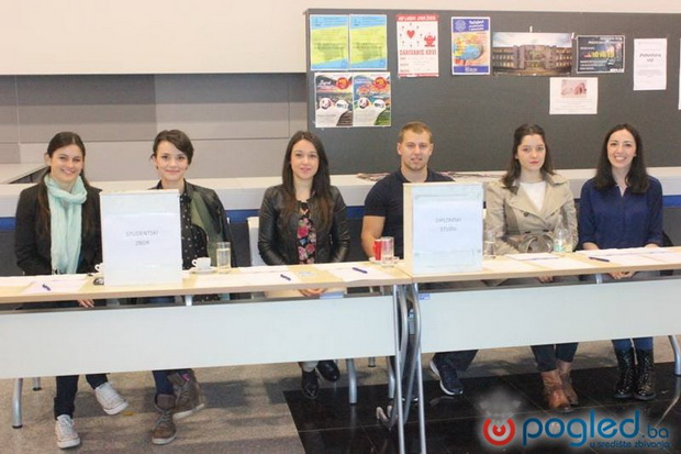58266_foto_poceli_izbori_studentskih_predstavnika_7_800_533_85_storagepogledwatemarkwtmrk.png_800_0_100_r_b_0_0_c1
