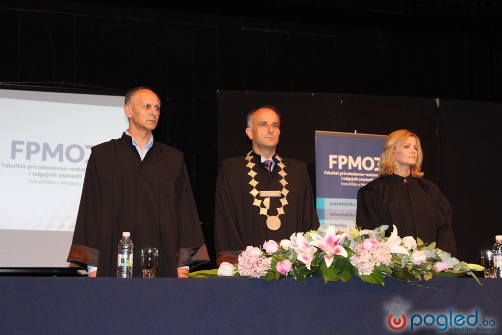 97566_foto_fpmoz_svecano_promovirao_296_diplomanata_1024_683_85_storagepogledwatemarkwtmrk-png_800_0_100_r_b_0_0_c1